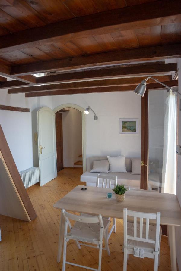 Casa Patrone Hotel Nebbiuno Екстериор снимка